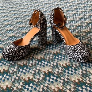 Black and White Platform Heels, size 7
